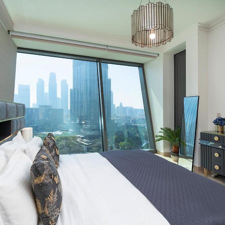 Prestige Living 1Br With Full Burj Khalifa View By Auberge Apartment Dubai Bagian luar foto