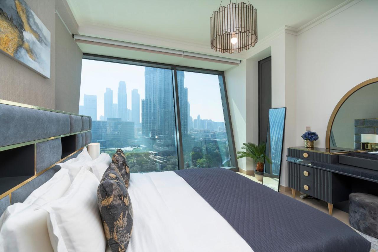 Prestige Living 1Br With Full Burj Khalifa View By Auberge Apartment Dubai Bagian luar foto